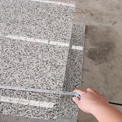  China ivory white granite tombstone