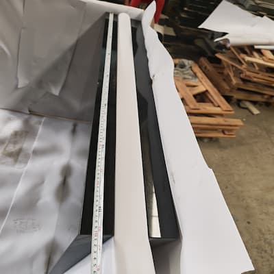 High quality Vietnam black granite headstone factory packing picture