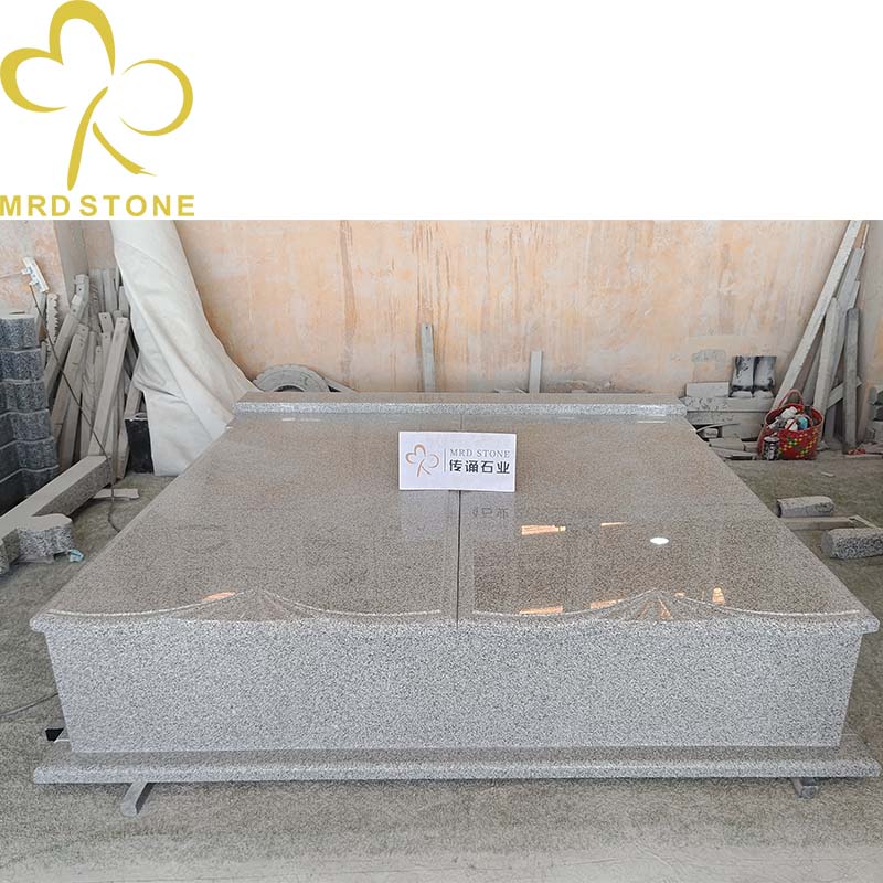 Grey Granite Monument Customized Romanian Style Tombstone